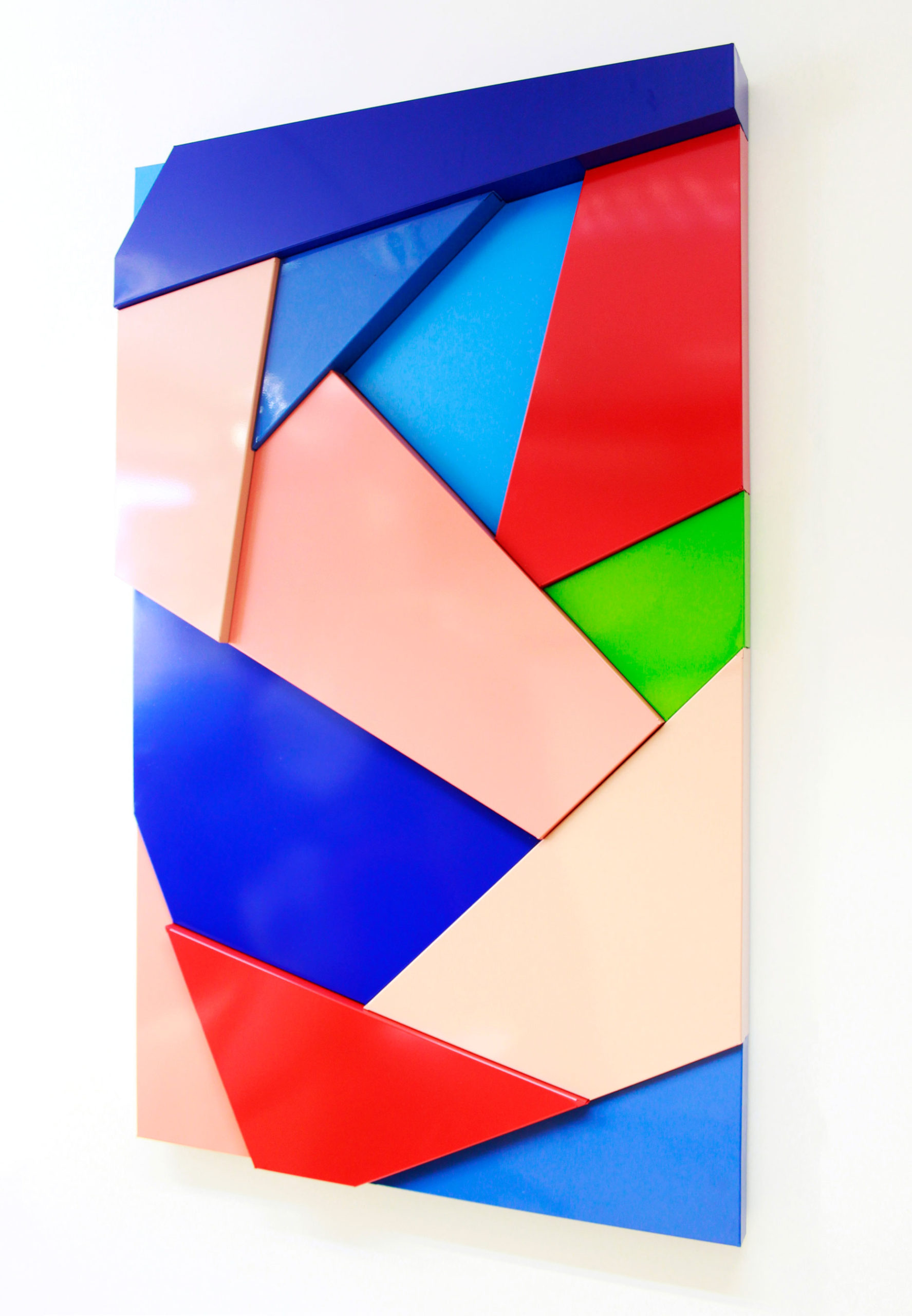 Obra "ALTITUDO-RUMPITUR" de lado